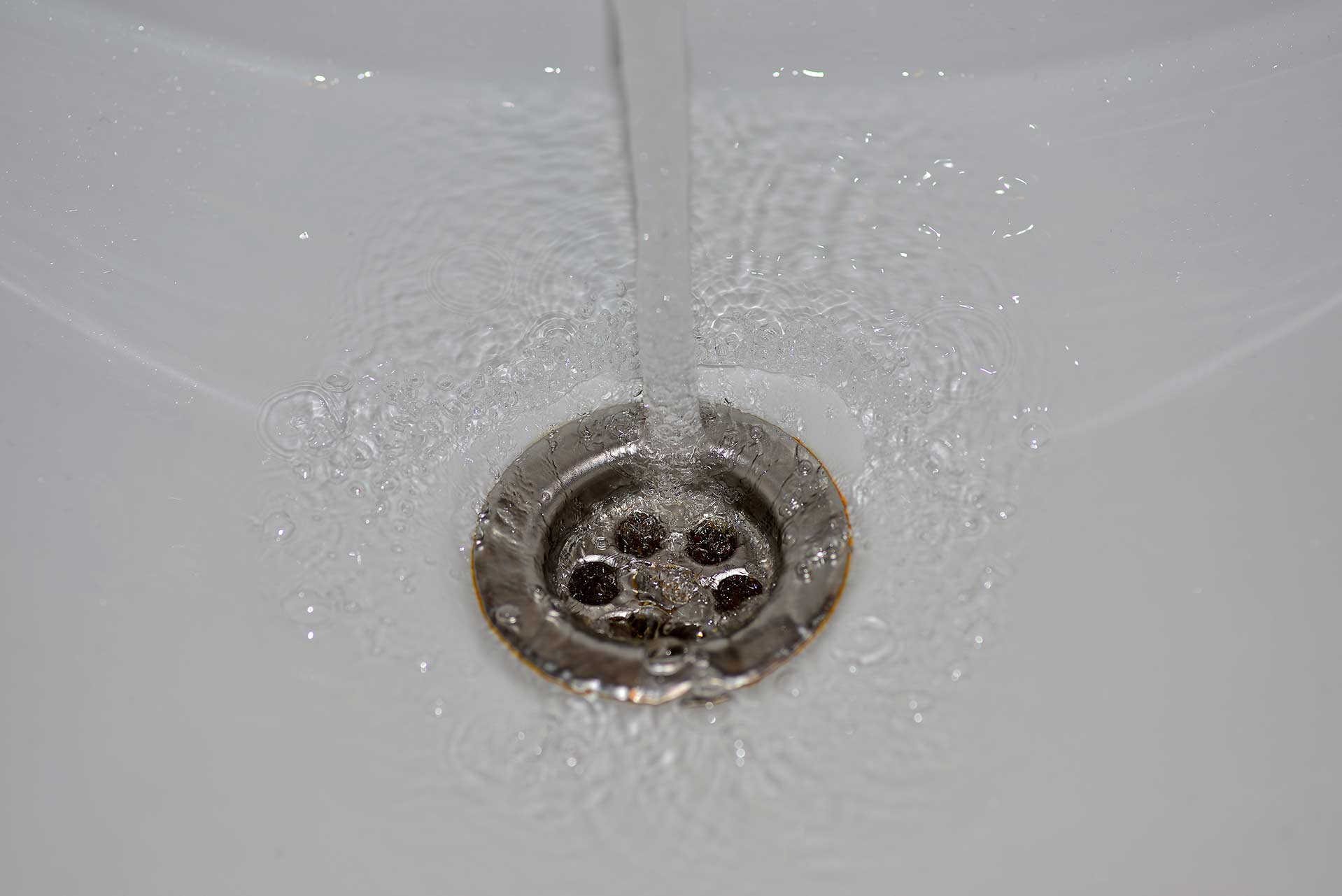 A2B Drains provides services to unblock blocked sinks and drains for properties in Bodmin.